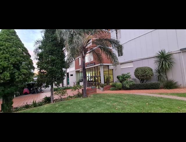 2 BEDROOM APARTMENT FOR SALE IN BEDFORD GARDENS